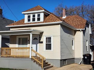 1823 Marquette St, Racine, WI 53402