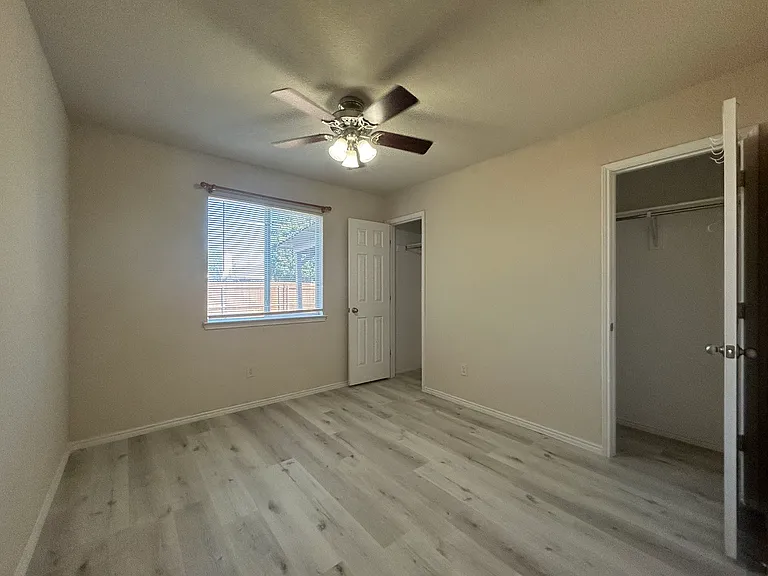 9213 Centennial Dr — Photo 14