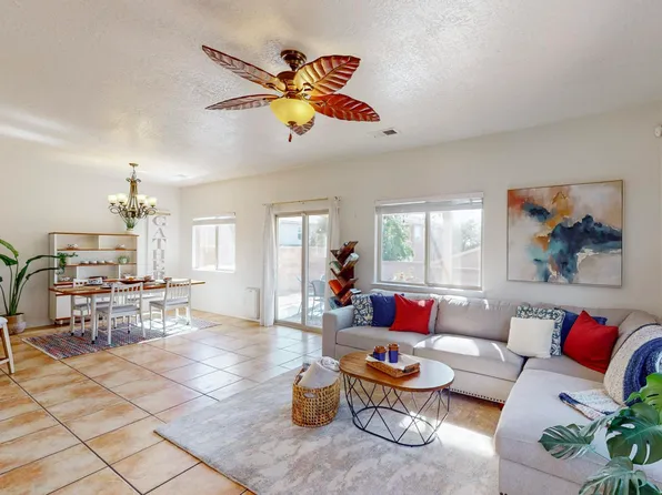 9015 Eagle Vista Dr NE, Albuquerque, NM 87113
