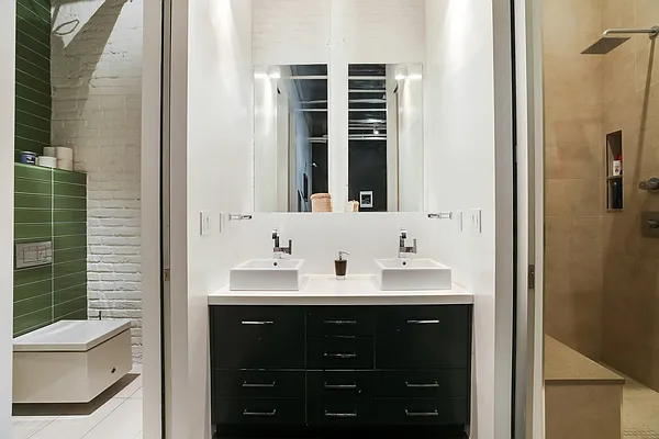 Rented by Nest Seekers International | media 12