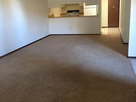 4th image of 2916 Palo Verde Dr NE