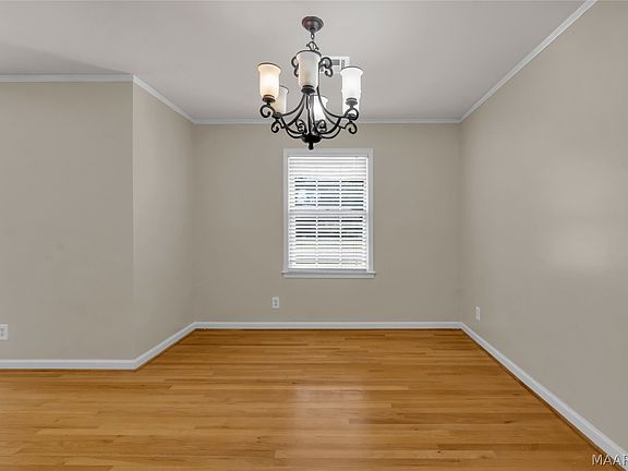 5th image of 535 E Moye Dr