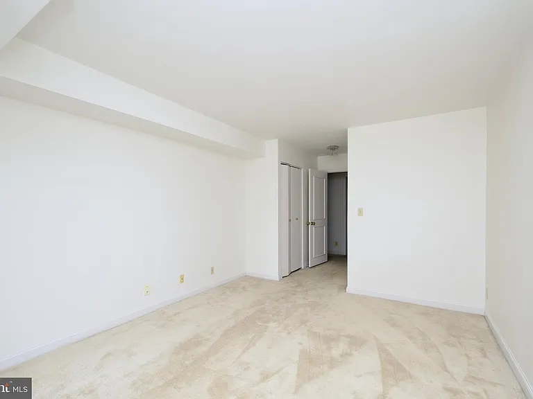 1250 S Washington St #218 — Photo 20