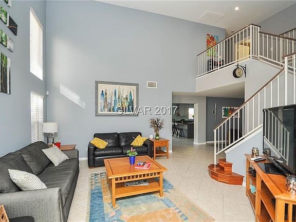 5th image of 1344 Calle Montery St