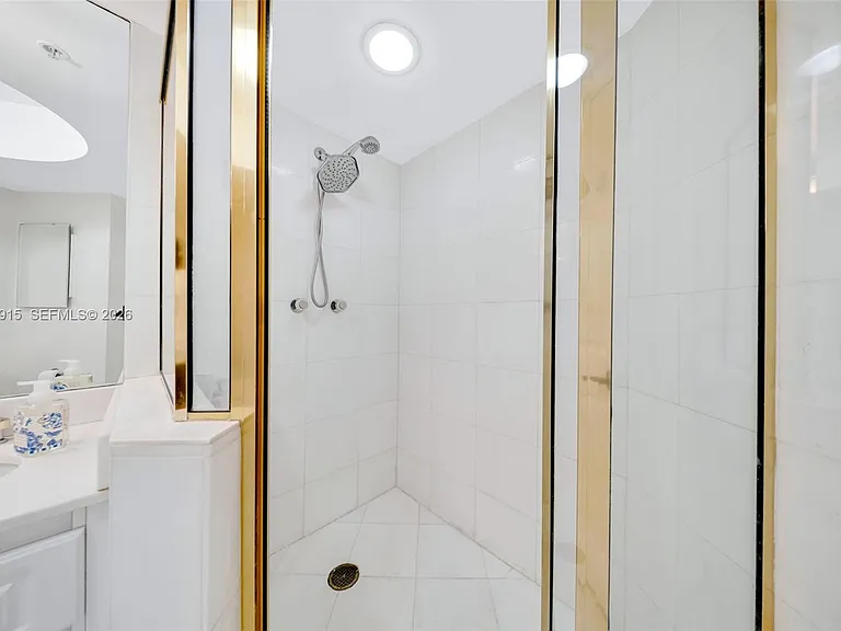 6301 Collins Ave #1708 — Photo 24