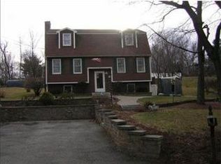 24 Benham St, Haverhill, MA 01830