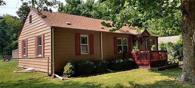 1st image of 938 S Pope Ave