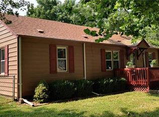 938 S Pope Ave, Independence, MO 64050