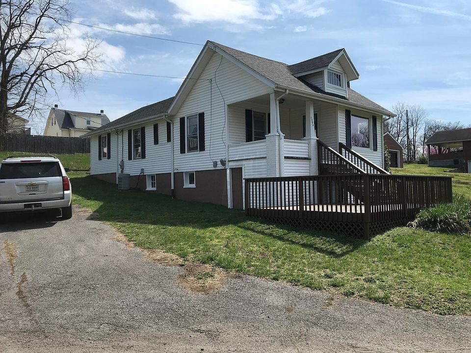 1st image of 1206 Vernon St SE