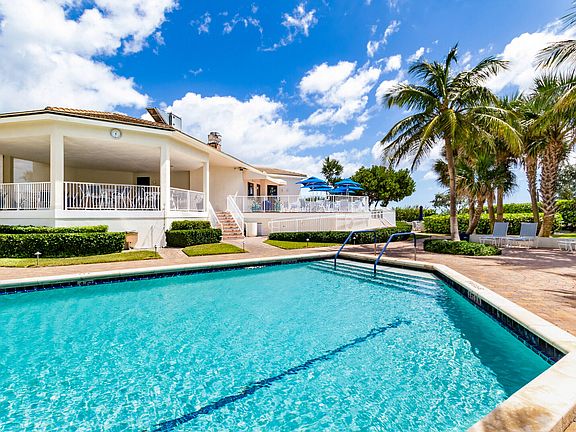 5th image of 3000 N Ocean Dr APT 14