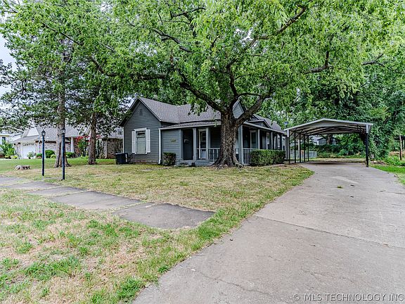 2nd image of 227 W 6th Ave