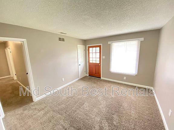 2nd image of 595 Moccasin Dr