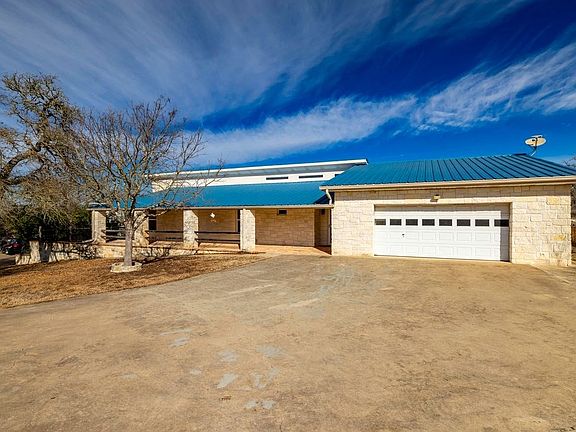 3rd image of 76 Indian Springs Dr