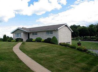 122 La Ray Dr, Butler, PA 16001