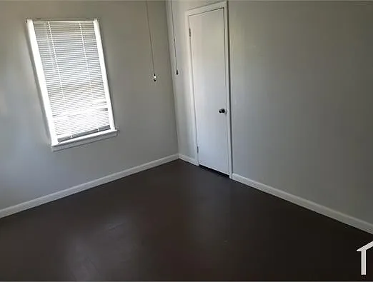 2 bed, $1,100 — Photo 4