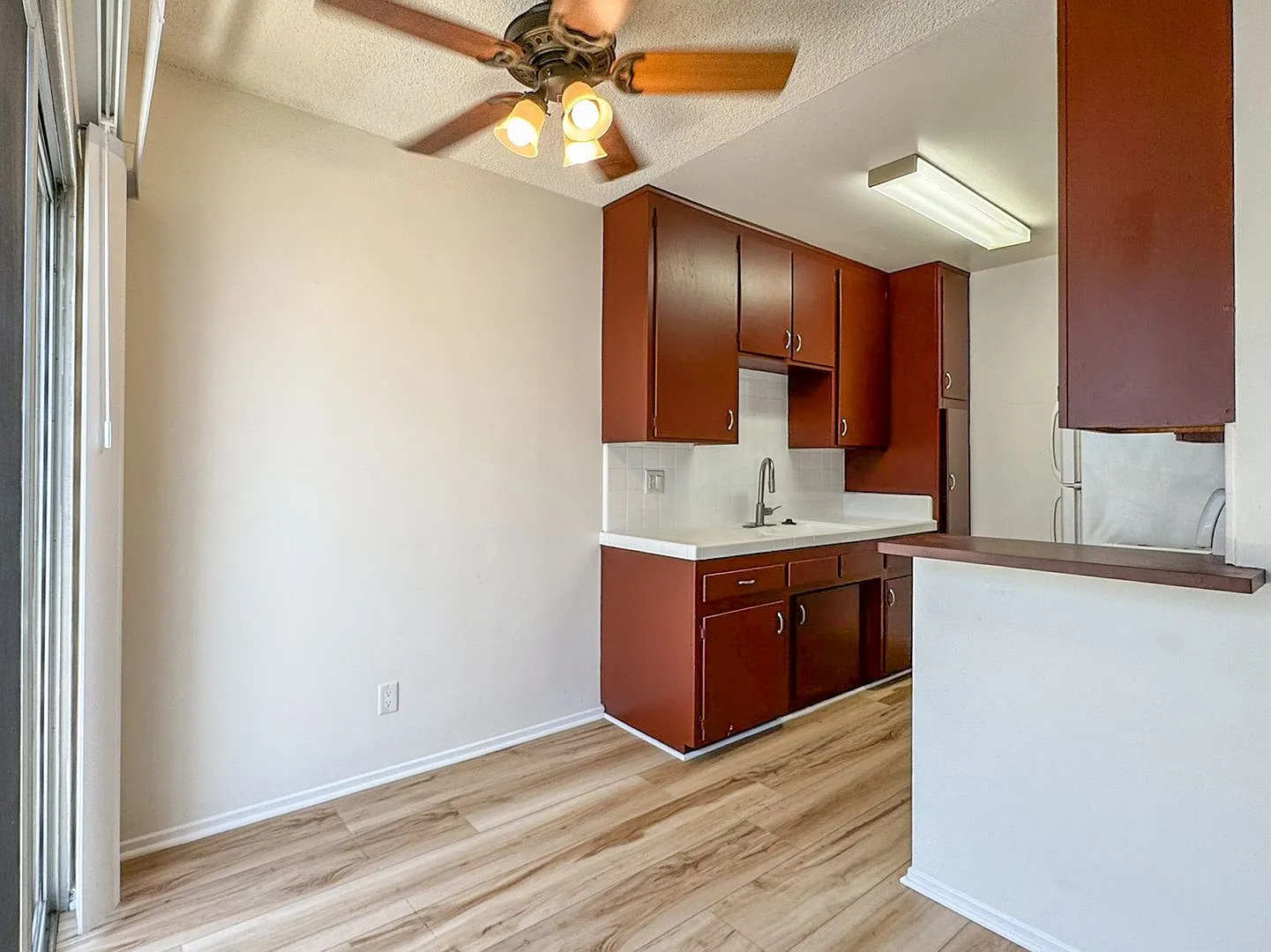 4051 Mclaughlin Ave — Photo 3