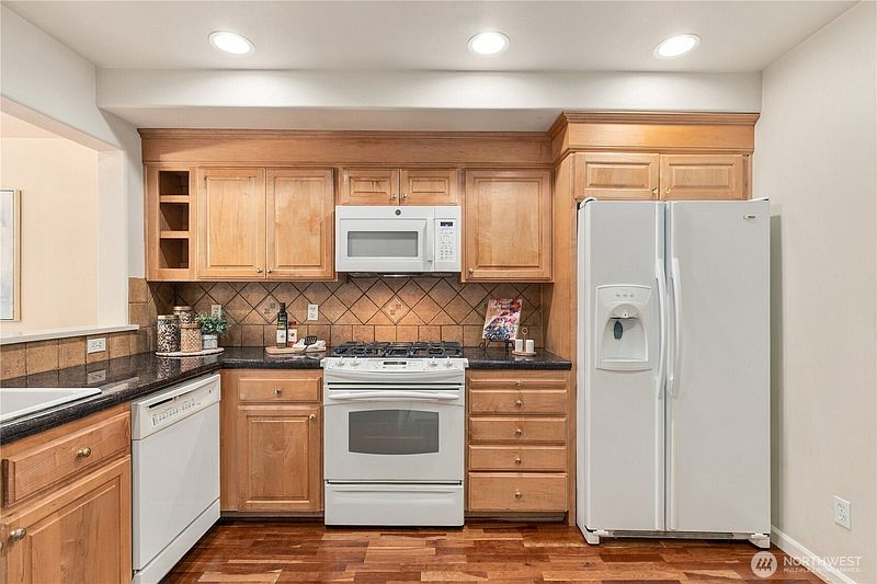5th image of 4535 Providence Point Place SE #102