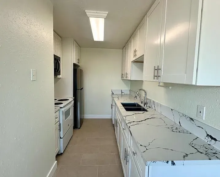 1254 Sumner Ave #A — Photo 9