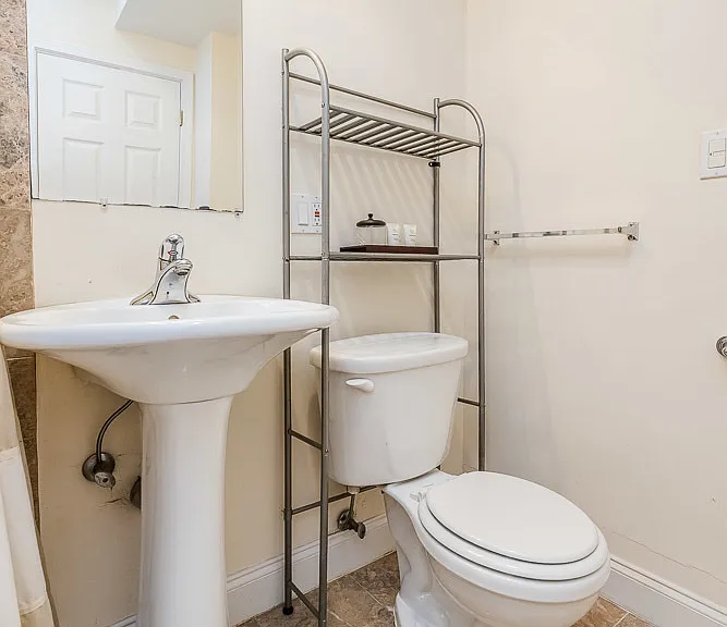 3750 N Wilton Ave #2 — Photo 21