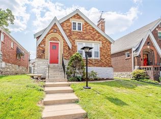 5616 Pernod Ave, Saint Louis, MO