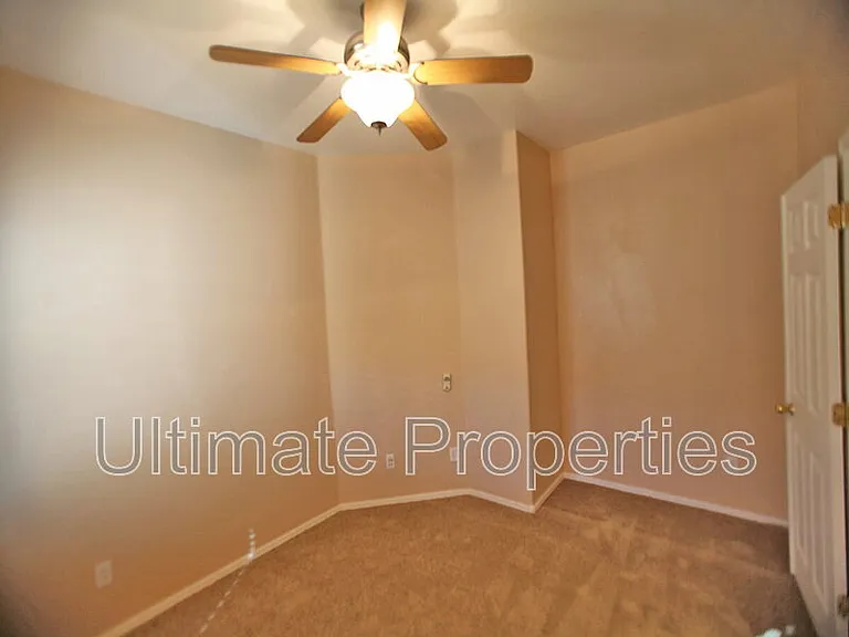 17572 W Lundberg St — Photo 11