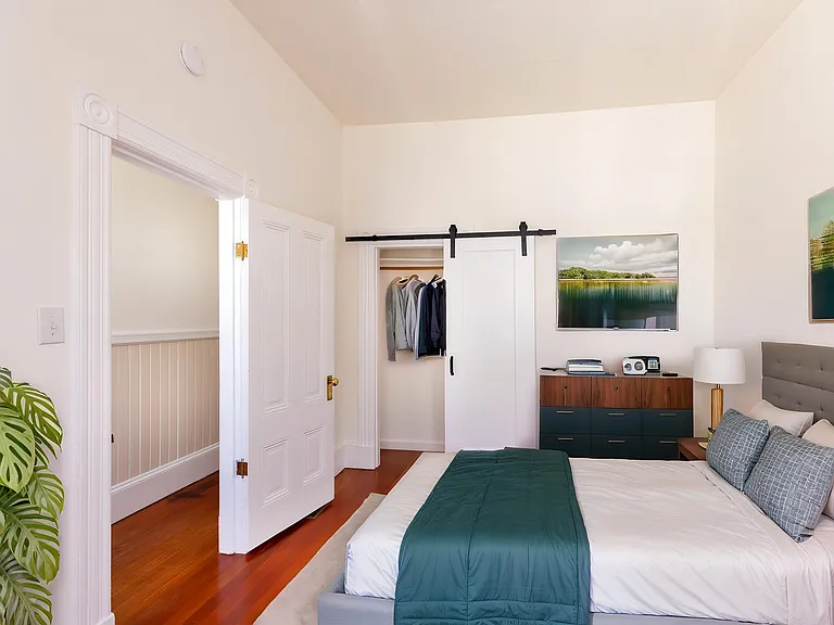 furniture is virtually staged