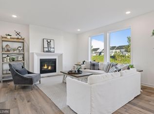 10157 Blackmoor Rd, Woodbury, MN 55129