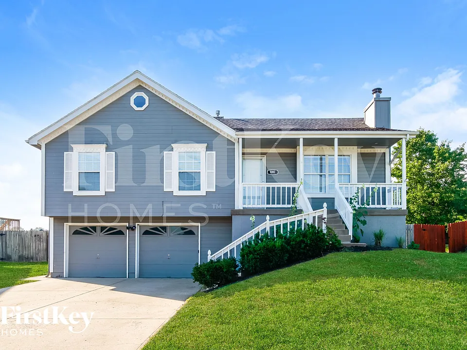 1010 Peggy Dr
