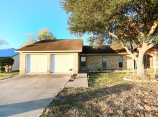 311 August St, Schulenburg, TX 78956
