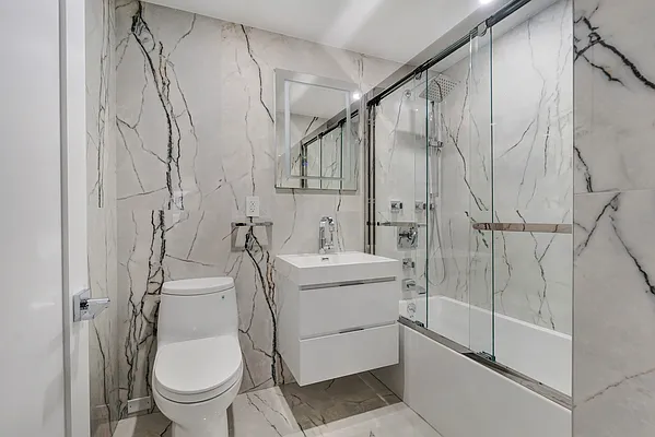 Rented by Oxford Property Group | media 25