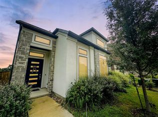 936 Azul Lagoon Dr, Leander, TX 78641