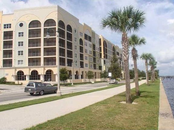 2nd image of 225 W Seminole 212 Blvd