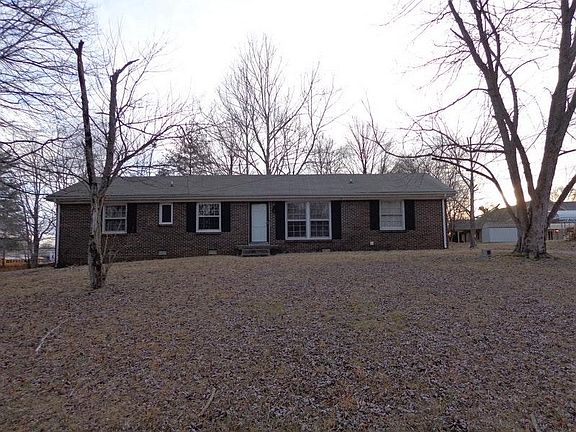 2nd image of 121 Ledbetter Ln