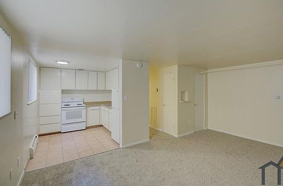 4th image of 4720 E 8th Ave APT 7