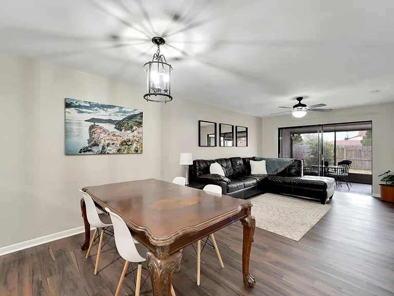 Sunset Grove Ln — Photo 6