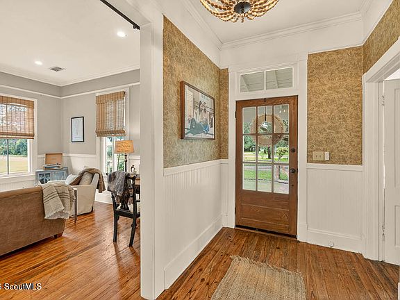 4th image of 729 Johnston St