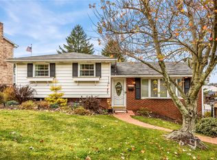 124 Greenwood Dr, Canonsburg, PA