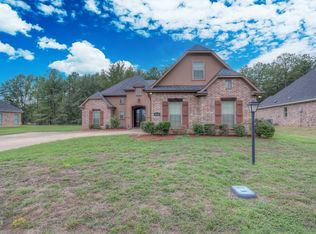 8132 Myrtlewood Dr., Greenwood, LA 71033