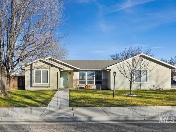 2860 N Shamrock Ave, Boise, ID 83713
