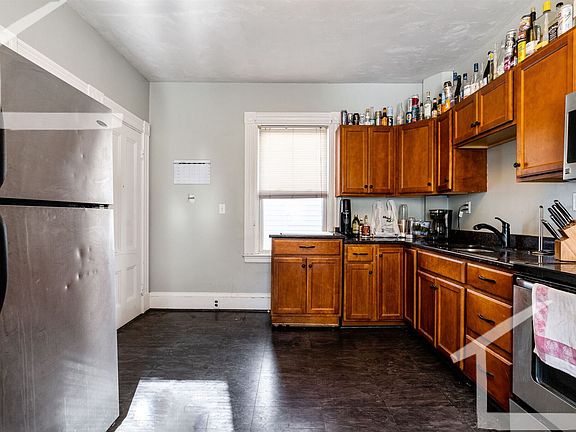 11 Reedsdale St. #2 Boston (Allston) Unit Photo 22