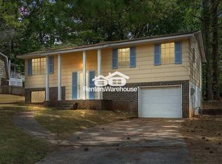 2321 Stonewood Dr, Birmingham, AL 35215