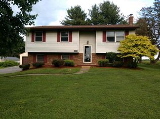 1648 Jackson Rd, Zanesville, OH 43701