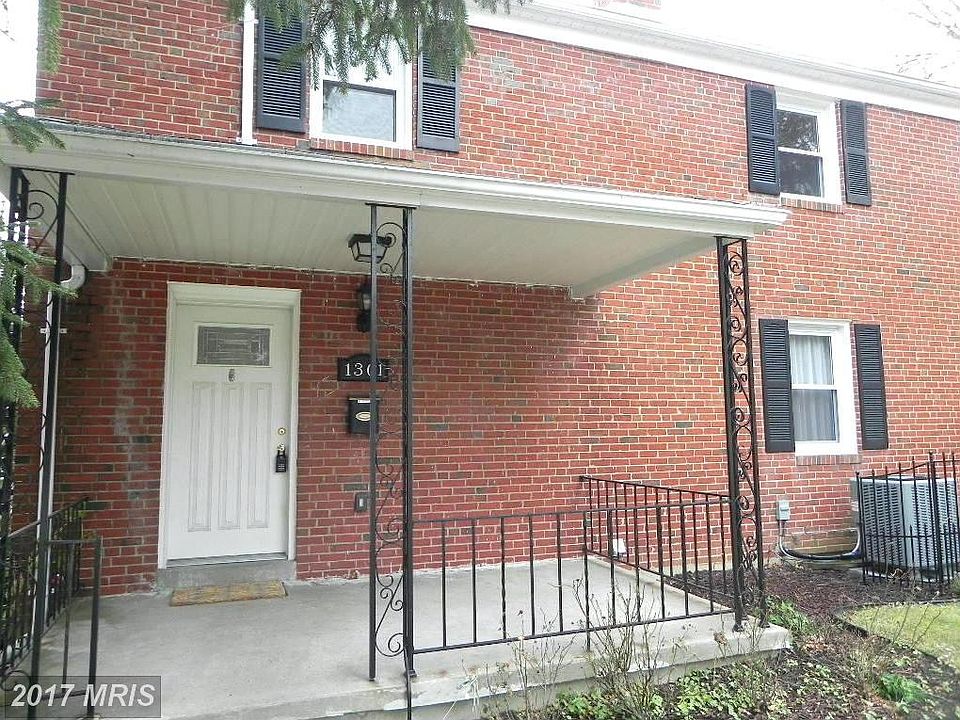 Covered Front Porch