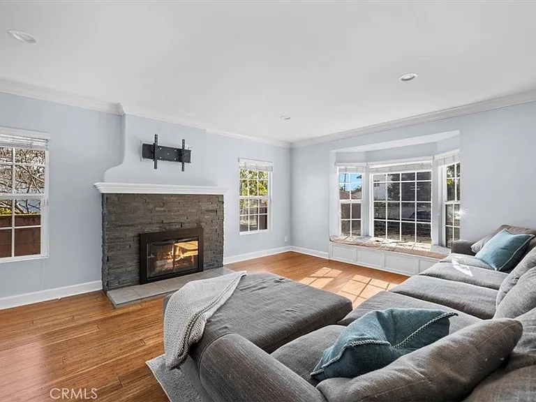 2067 Lomita Blvd — Photo 5