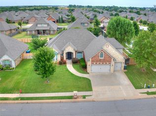 4816 Kelly Lakes Dr, Edmond, OK 73025