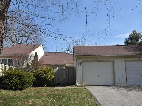 9167 S Greenridge Ln, Bloomington, IN 47401