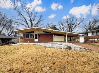 700 Jamaica Pl, Florissant, MO 63033