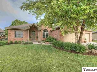 7114 N 152nd St, Bennington, NE 68007