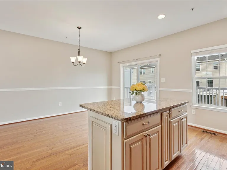 113 Raven Ct — Photo 12