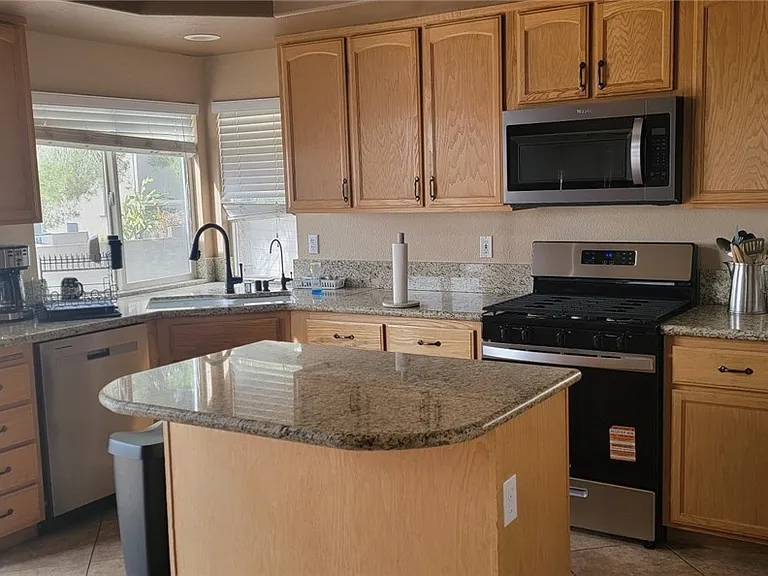 8201 Mountain Heather Ct — Photo 13
